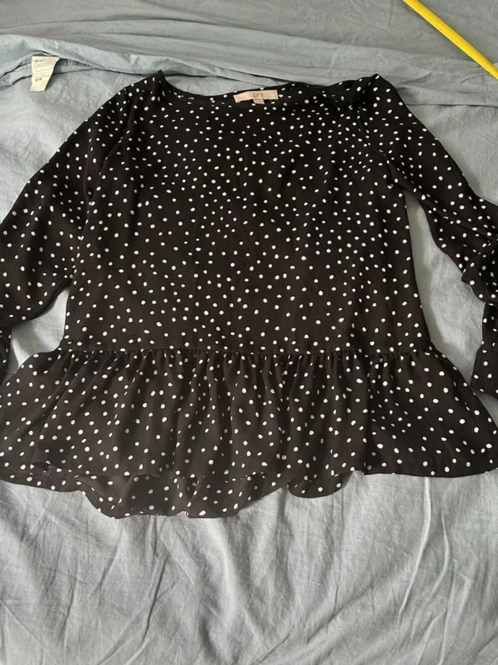 Loft Black and White Polkadot Peplum Blouse sz xs - Picture 5 of 7